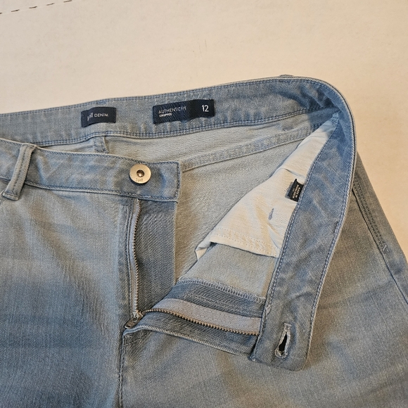 J Jill Authentic Fit crop light stone wash, frayed hem, straight leg, size 12 - Picture 6 of 15